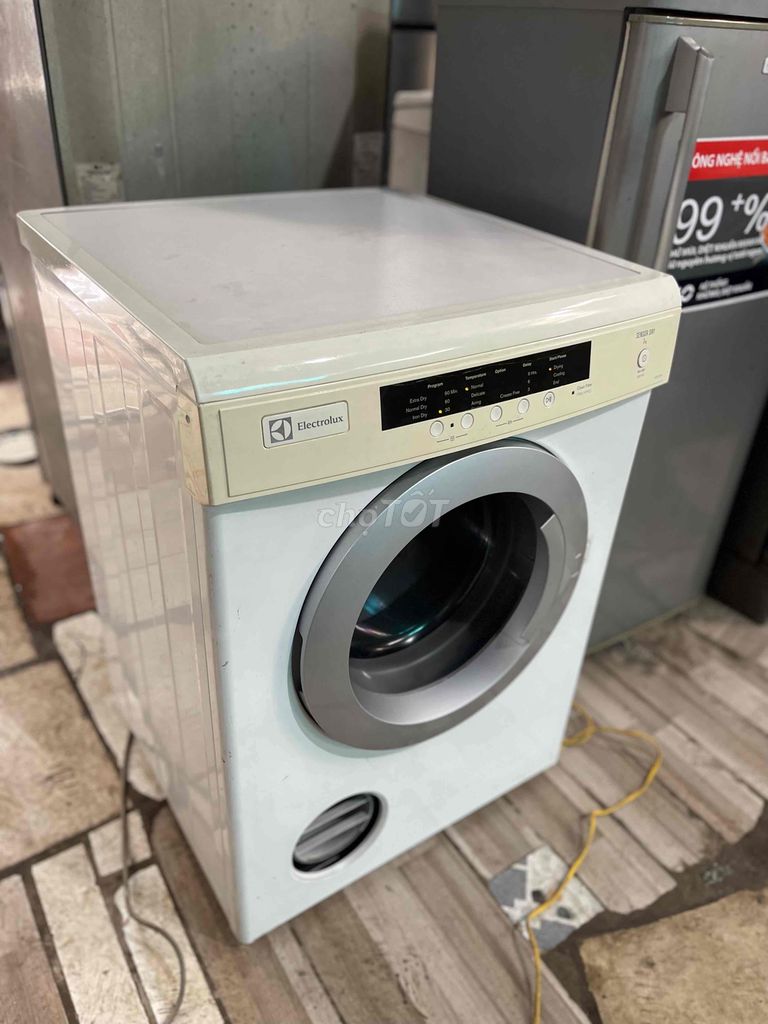 bán máy sấy quần áo1 electrolux 7kg