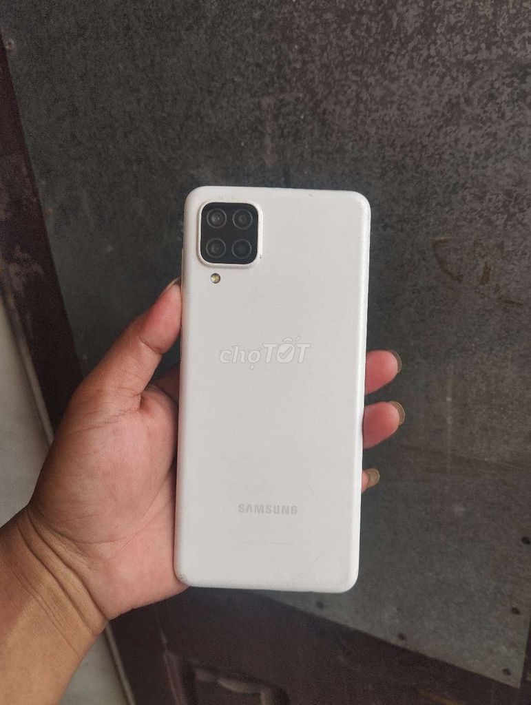 Samsung Galaxy A12 4GB 128GB Trắng. Mua bán Điện thoại tại Huyện Vụ Bản Nam Định được đăng bởi việc làm phổ thông việc làm không bằng cấp hình 1