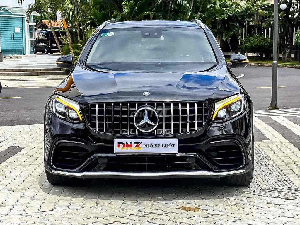 Mercedes GLC250 4Matic model 2020. Body 63 AMG.