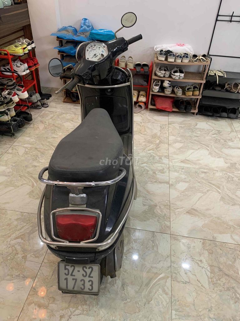 Пьяджо Веспа LX 150, черный, 23 177 км