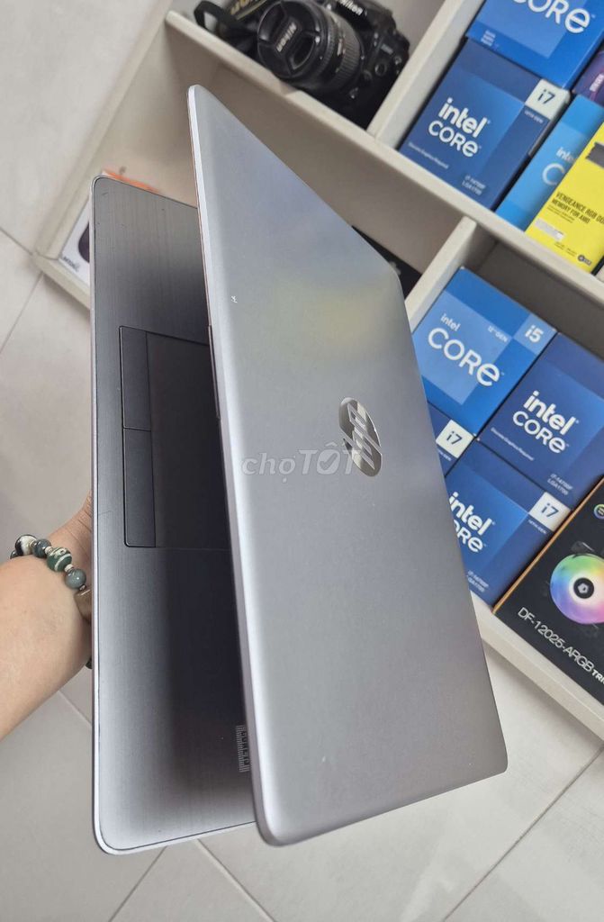 HP Notebook 240G8 i3-1005G1 14 inch 8GB/256GB. Mua bán Laptop tại Quận 10 Tp Hồ Chí Minh được đăng bởi Trinh Cẩm hình 1