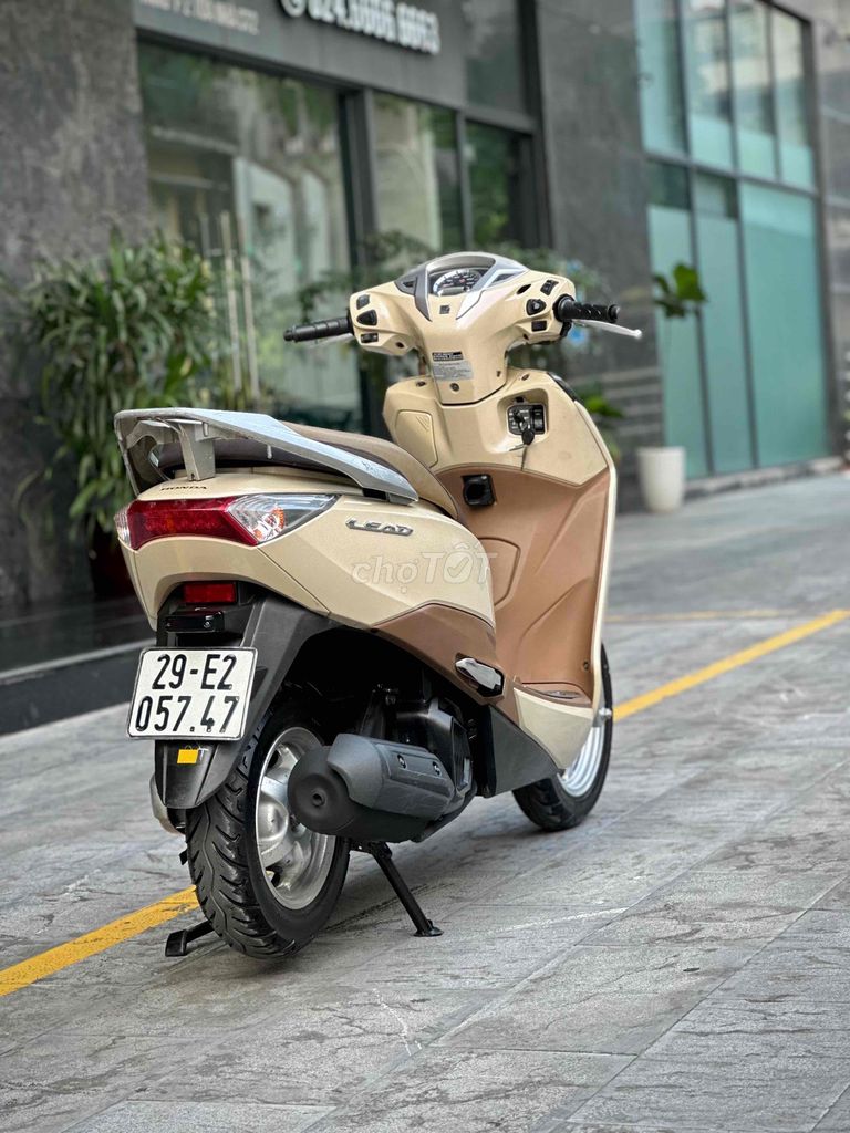 Lead125 Kem sang trọng xe dùng ít Đẹp lắm Lead 29E. Mua bán Xe máy tại Quận Ba Đình Hà Nội được đăng bởi Xe Máy Nam Thi hình 5