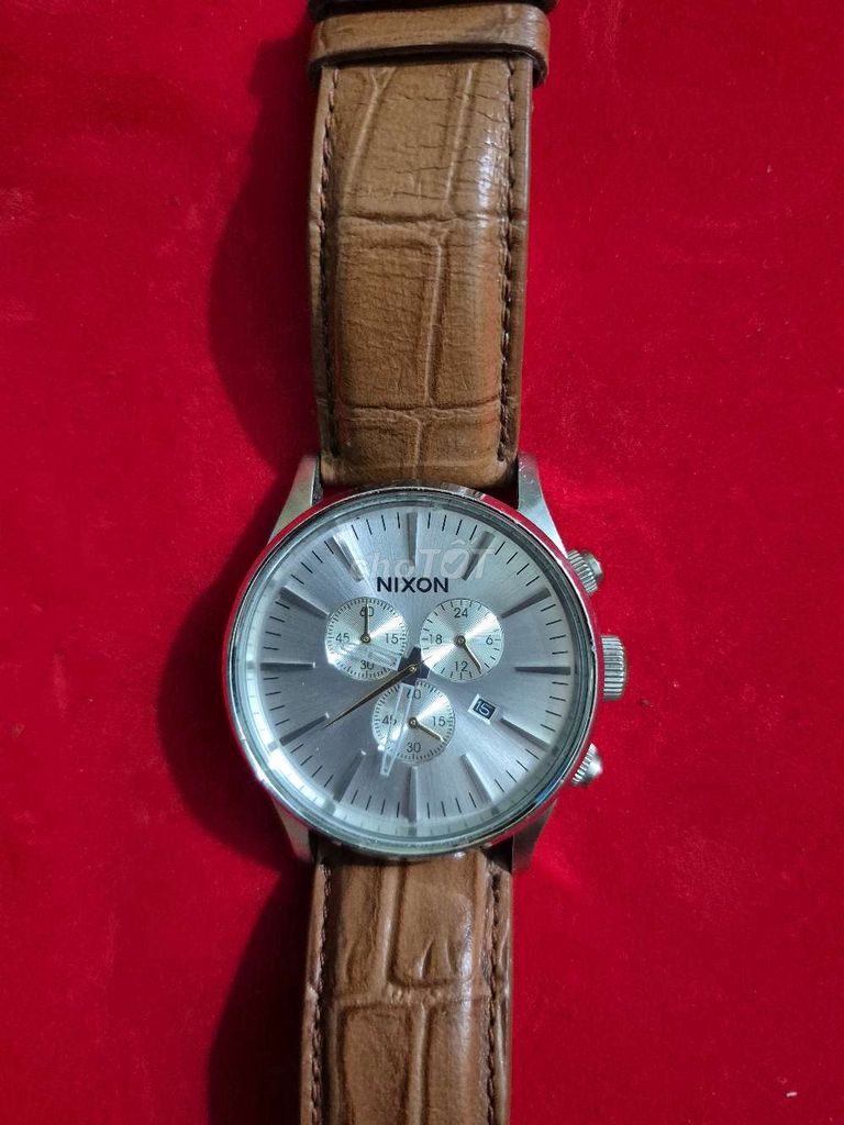 Đồng hồ Nixon nam dây da Nâu. Mua bán Đồng hồ tại Huyện Tuy An Phú Yên được đăng bởi Thành Quang hình 1