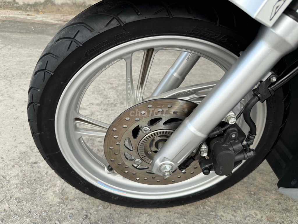 Sh 150 abs 2020 bạc poscher như mới.. Mua bán Xe máy tại Quận Ô Môn Cần Thơ được đăng bởi Trần Tùng hình 3