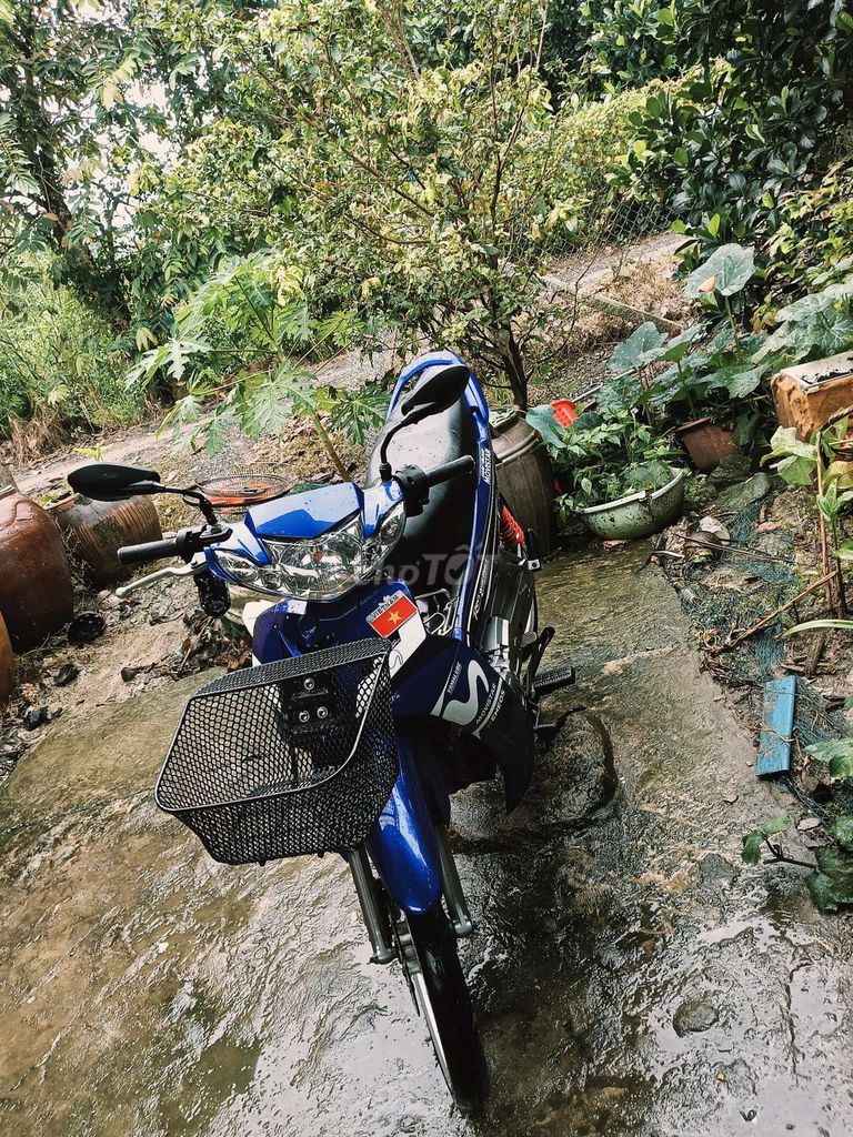 Xe máy Yamaha Sirius màu xanh dương số sàn. Mua bán Xe máy tại Huyện Cai Lậy Tiền Giang được đăng bởi Son D Iris hình 1