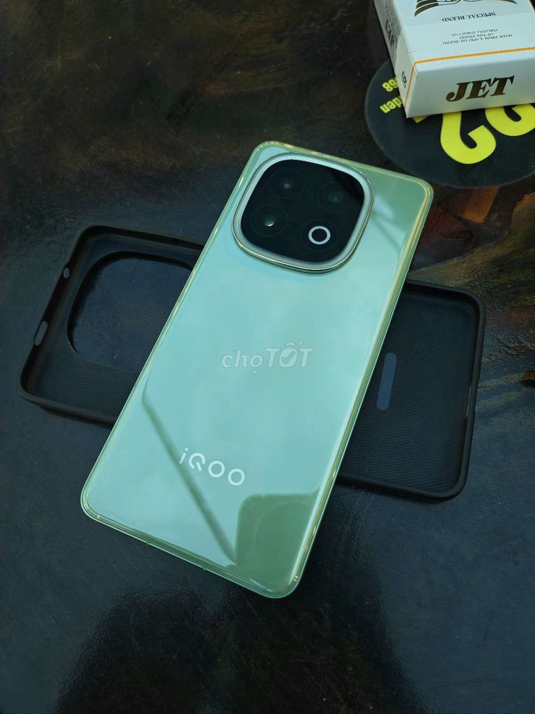 iQOO 13 256GB Xanh lục bảo. Mua bán Điện thoại tại Thành phố Long Xuyên An Giang được đăng bởi Kai hình 1