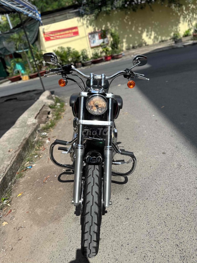 Harley Davidson Dyna Low Rider 103 ABS nhập Mỹ. Mua bán Xe máy tại Quận Gò Vấp Tp Hồ Chí Minh được đăng bởi Danh Phan 399 hình 3