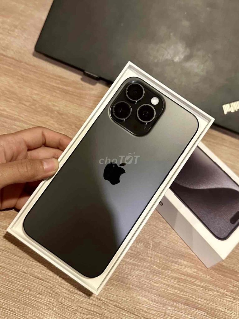 iPhone 15 Pro Max 256GB Đen FULLBOX BH APPLE 2025. Mua bán Điện thoại tại Quận 10 Tp Hồ Chí Minh được đăng bởi iStockHCM hình 1
