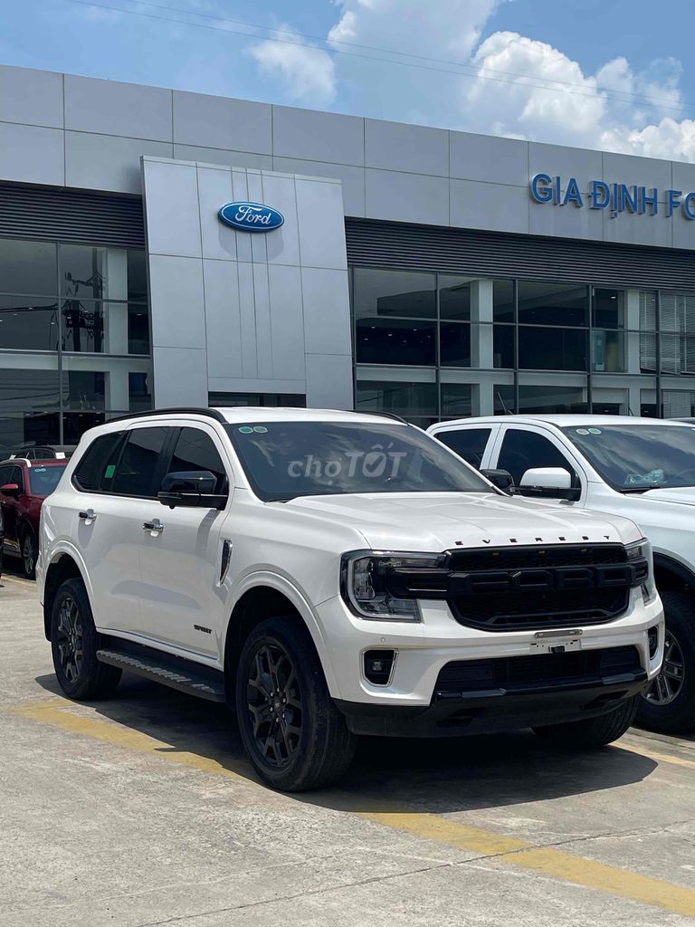 Ford Everest 2022 Sport 2.0L AT 4x2 - 21000 km. Mua bán Ô tô tại Quận 12 Tp Hồ Chí Minh được đăng bởi Nguyễn Thanh Bình hình 1