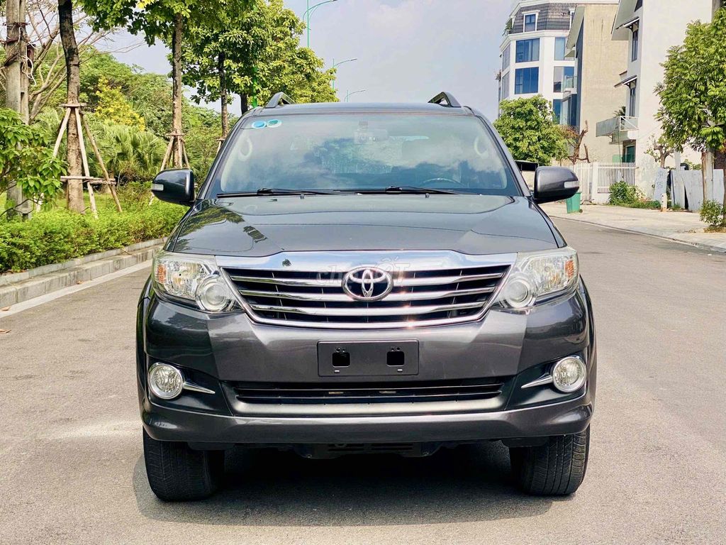 Toyota Fortuner 2.7V 4x2 AT Sx 2016 - 68000 km