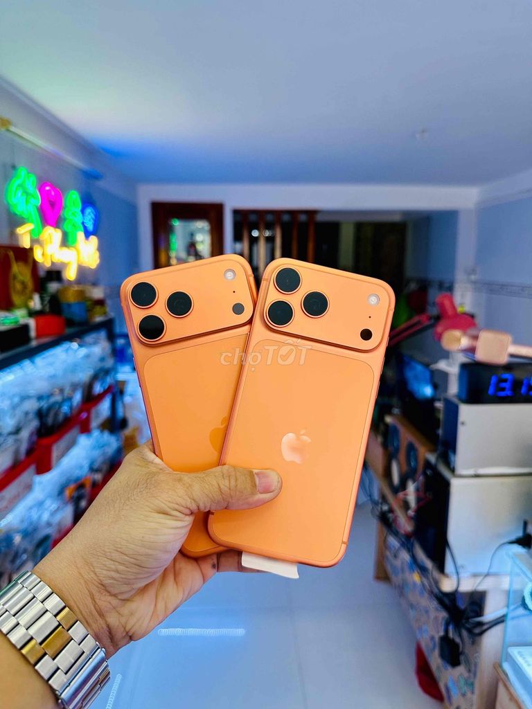 Apple iPhone 17 Pro Max 256GB Cam. Mua bán Điện thoại tại Huyện Tuy Phước Bình Định được đăng bởi Nguyễn Văn Nghĩa hình 1
