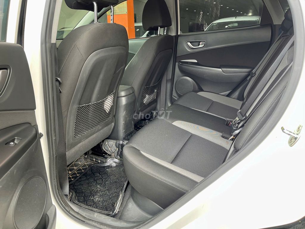 Hyundai Kona 2020 AT bản tiêu chuẩn Trắng. Mua bán Ô tô tại Thành phố Thủ Đức Tp Hồ Chí Minh được đăng bởi Hưng Xe Lướt hình 4