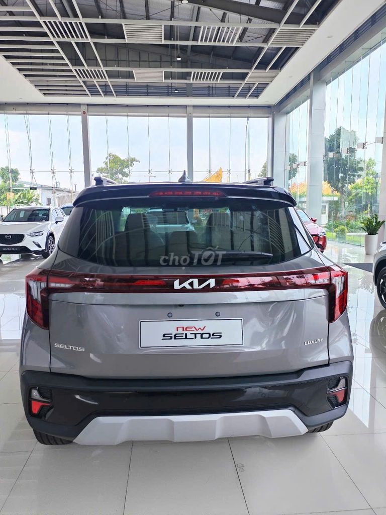 KIA SELTOS LUXURY - ƯU ĐÃI 35TR + BẢO HIỂM XE. Mua bán Ô tô tại Thành phố Dĩ An Bình Dương được đăng bởi KIA MAZDA HCM hình 5