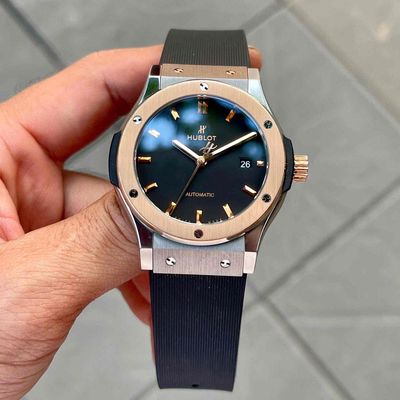 Hublot fussion demi gold 42mm niềng vàng hồng 18k. Mua bán Đồng hồ tại Quận Hoàng Mai Hà Nội được đăng bởi Anh Tuấn