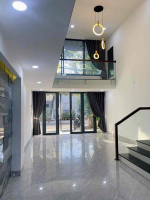 Аренда · 4 комн. · 100 м² · Quận Hải Châu, ул. Đường Hóa Sơn 4