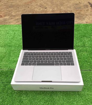MacBook pro 2016 i5/ ram 16/ ssd 256/ 13.3 2k