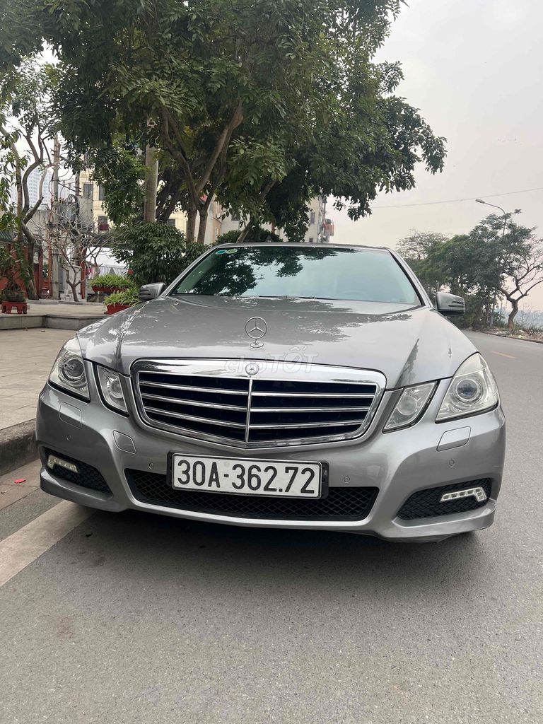 Mercedes Benz E Class 2010 E250 - 150000 km. Mua bán Ô tô tại Quận Hoàng Mai Hà Nội được đăng bởi Trí Nhân hình 1