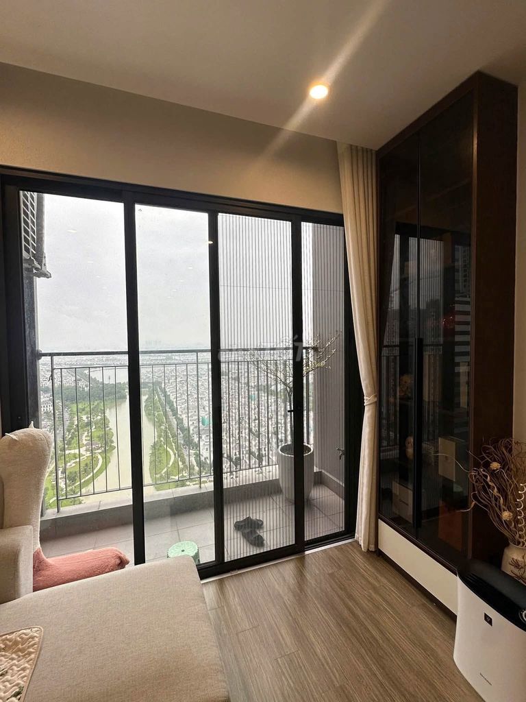 2-комнатная квартира с мебелью в Vinhomes Ocean Park