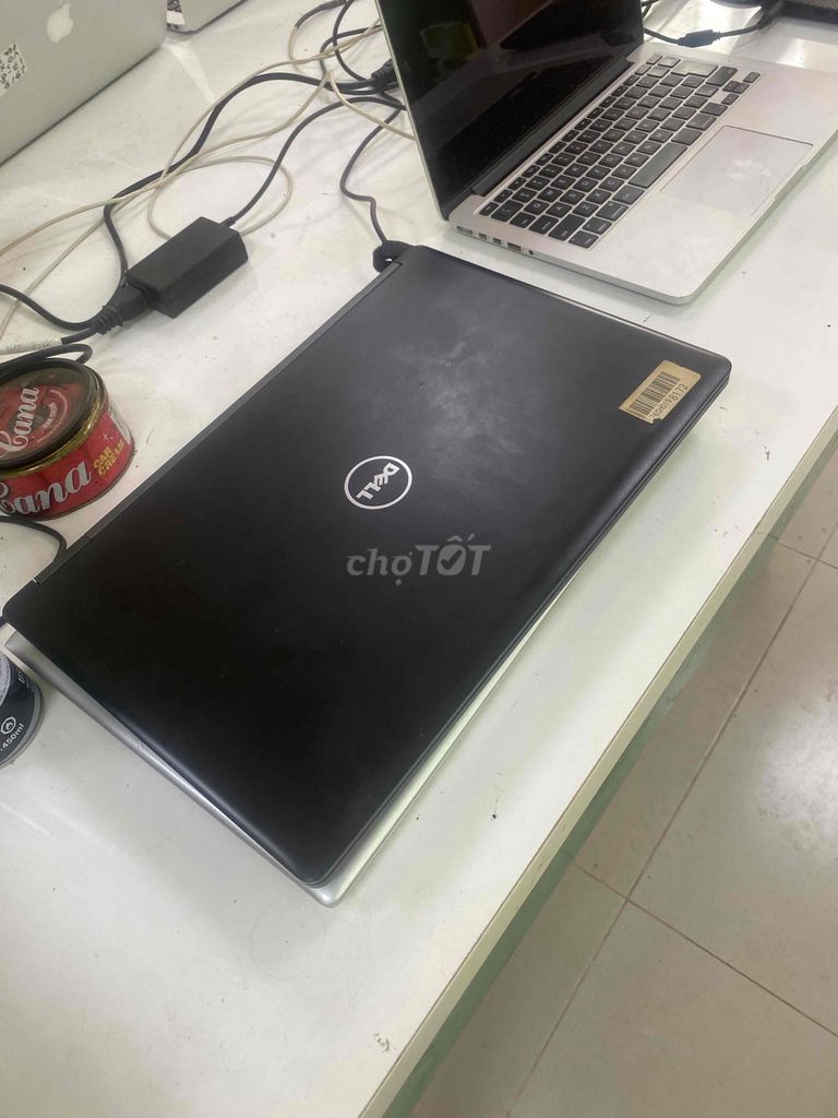 laptop dell latutide 5580 i7 ram 8 màn 15.6