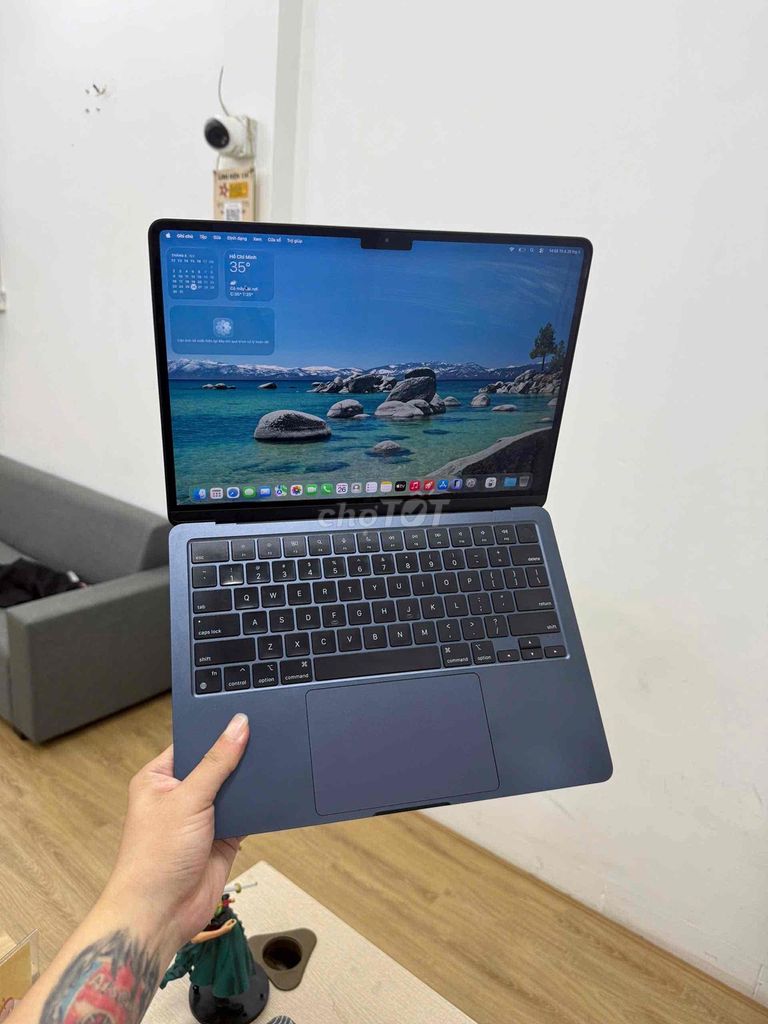 Apple Macbook Air M2 8GB/256GB Nguyên Zin Like New. Mua bán Laptop tại Quận Đống Đa Hà Nội được đăng bởi Hà Nội Mobile Bao Duyệt Nợ Xấu hình 1