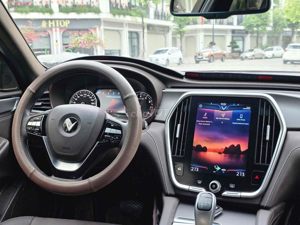 VinFast Lux A2.0 2019 Plus 2.0 AT - 40000 km. Mua bán Ô tô tại Quận Thanh Xuân Hà Nội được đăng bởi Cường Auto 266 hình 8