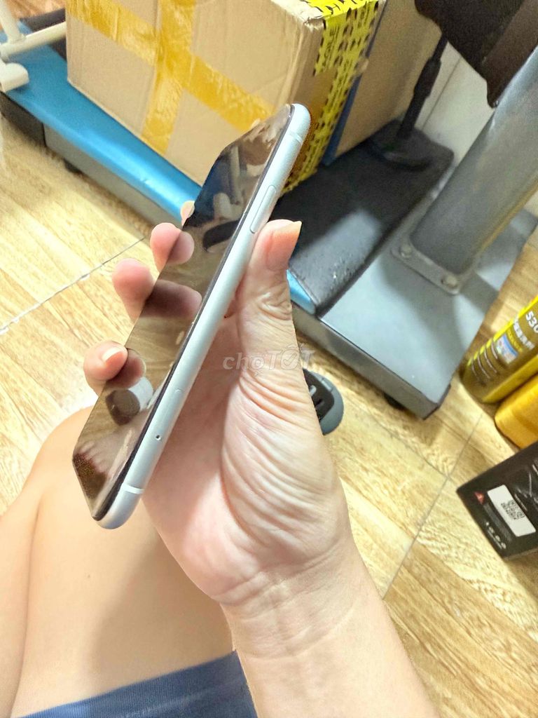 Apple iPhone XR Trắng Đã qua sử dụng. Mua bán Điện thoại tại Quận Bình Tân Tp Hồ Chí Minh được đăng bởi ĐỨC mobile hình 1