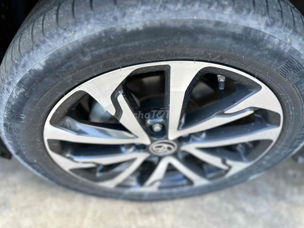 Toyota Corolla Cross 2021 1.8V - 5c tự động HÃNG. Mua bán Ô tô tại Quận Bình Thạnh Tp Hồ Chí Minh được đăng bởi phuongneo hình 3