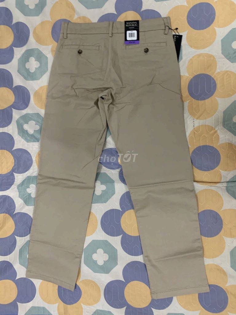 Quần Kaki chính hãng Banana Republic Chico Pant