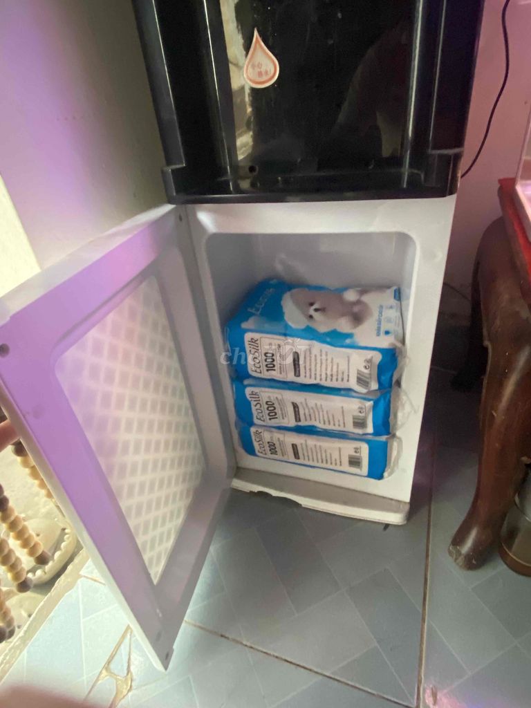 Cây nước nóng lạnh Fujihome WD2002E Trắng. Mua bán Bếp, lò, đồ điện nhà bếp tại Huyện Quốc Oai Hà Nội được đăng bởi Hữu Tuấn hình 1