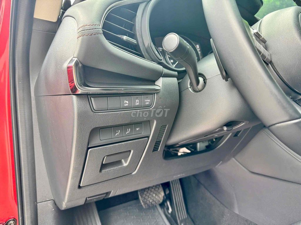 Mazda 3 2023 1.5L Luxury - 27000 km. Mua bán Ô tô tại Quận Long Biên Hà Nội được đăng bởi Bùi Đình Thông hình 12