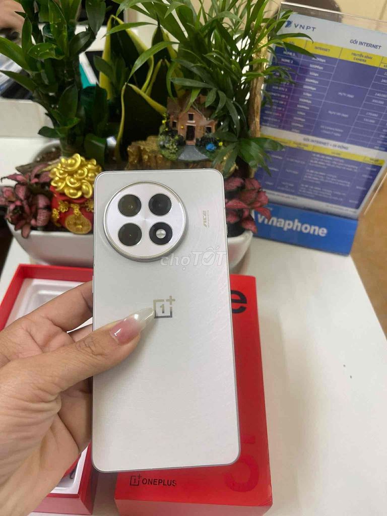 OnePlus Ace 5 256GB Bạc. Mua bán Điện thoại tại Quận Thanh Xuân Hà Nội được đăng bởi Kuby hình 1