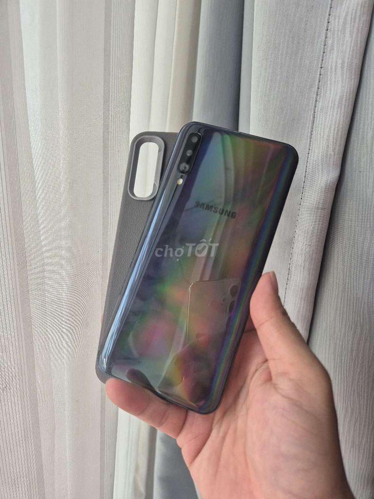 Samsung A50 128GB. Mua bán Điện thoại tại Quận 8 Tp Hồ Chí Minh được đăng bởi Phan Minh Tân hình 1