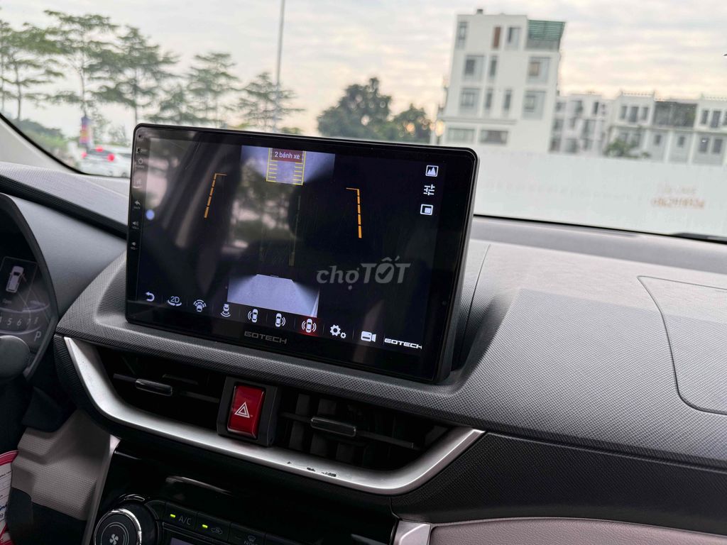 Toyota Veloz Cross 2022 CVT - 71000 km. Mua bán Ô tô tại undefined undefined được đăng bởi Dong Doanh hình 13