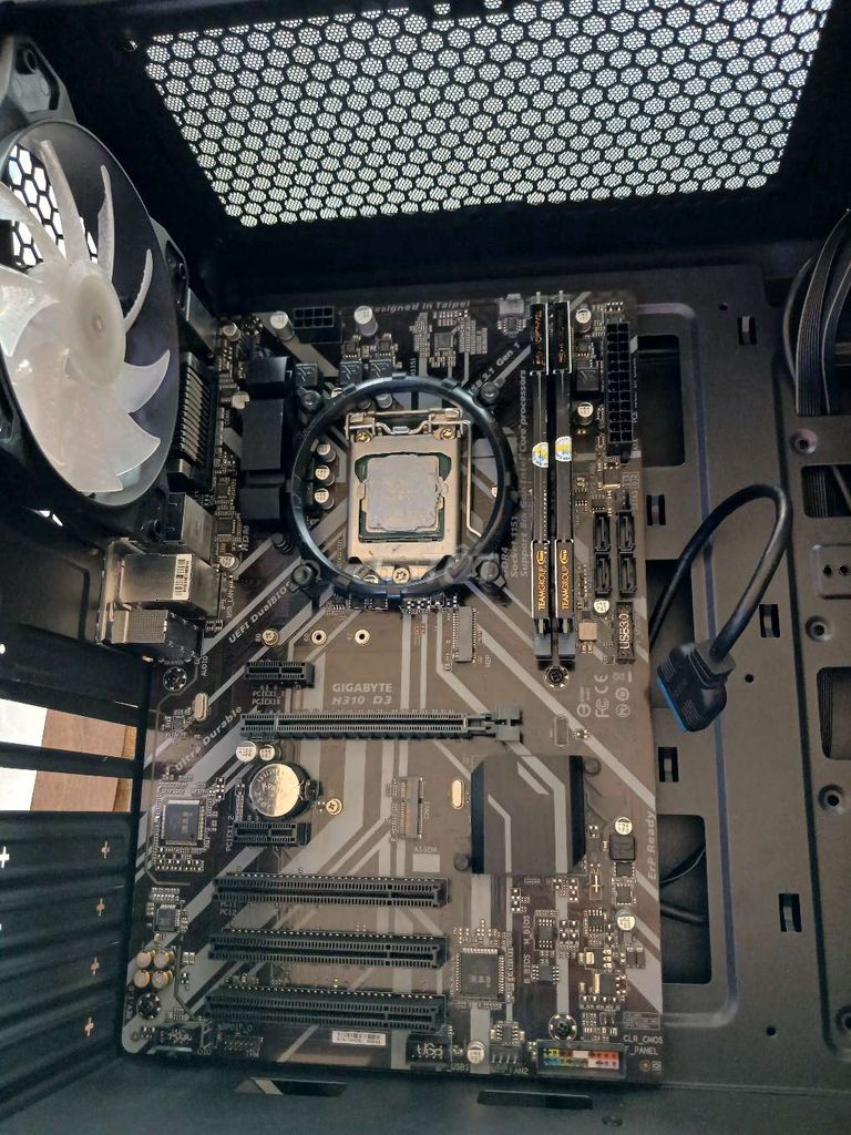 Combo Gigabyte H310 + i3 9100f. Mua bán Linh kiện (RAM, Card...) tại Thành phố Buôn Ma Thuột Đắk Lắk được đăng bởi Hoàng Khâm hình 1