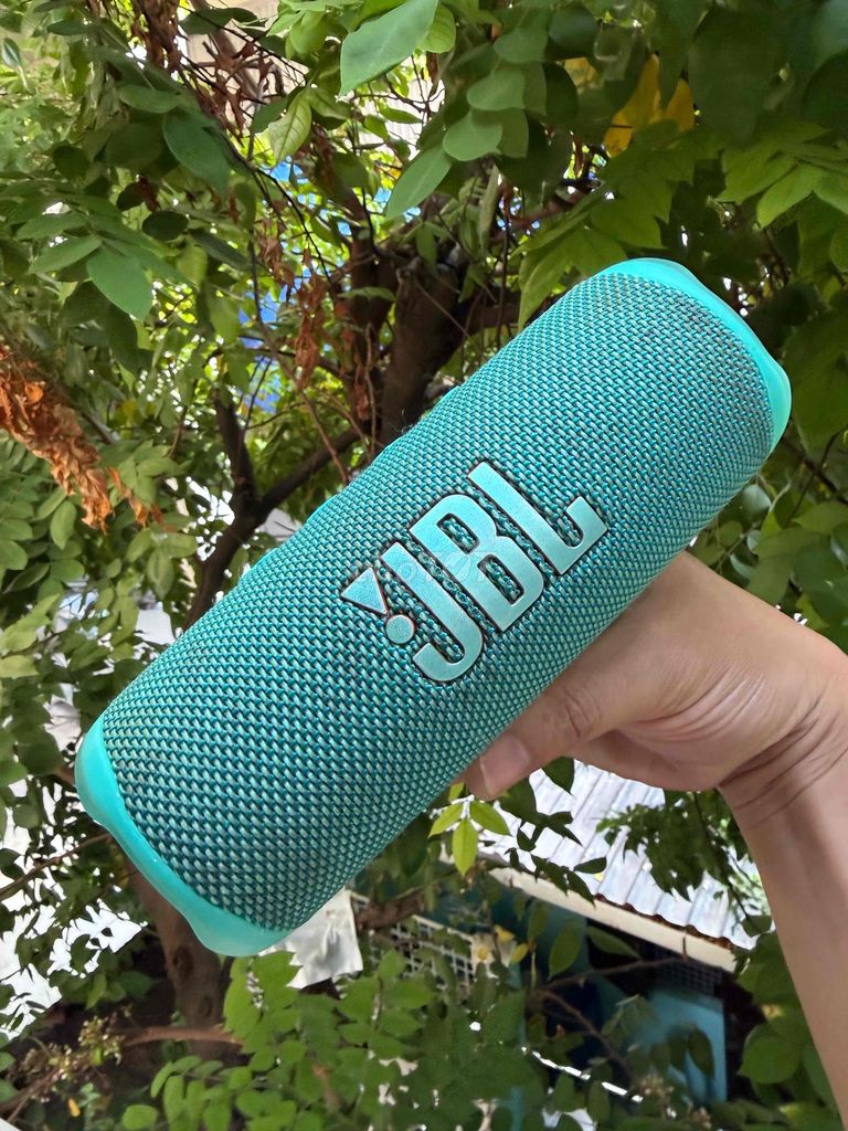 Loa Bluetooth JBL Flip 6 Xanh ngọc đã qua sử dụng. Mua bán Tivi, Âm thanh tại Quận Thanh Khê Đà Nẵng được đăng bởi Thế Giới Loa Chính hãng New Và Lướt Giá Rẽ Đà Nẵng  hình 1