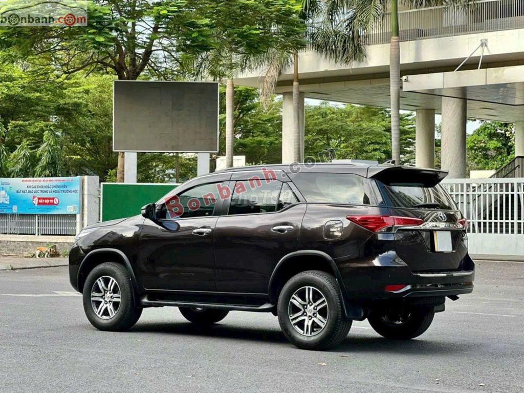 Toyota Fortuner 2020. Mua bán Ô tô tại Quận Thanh Xuân Hà Nội được đăng bởi Hà Trần hình 3