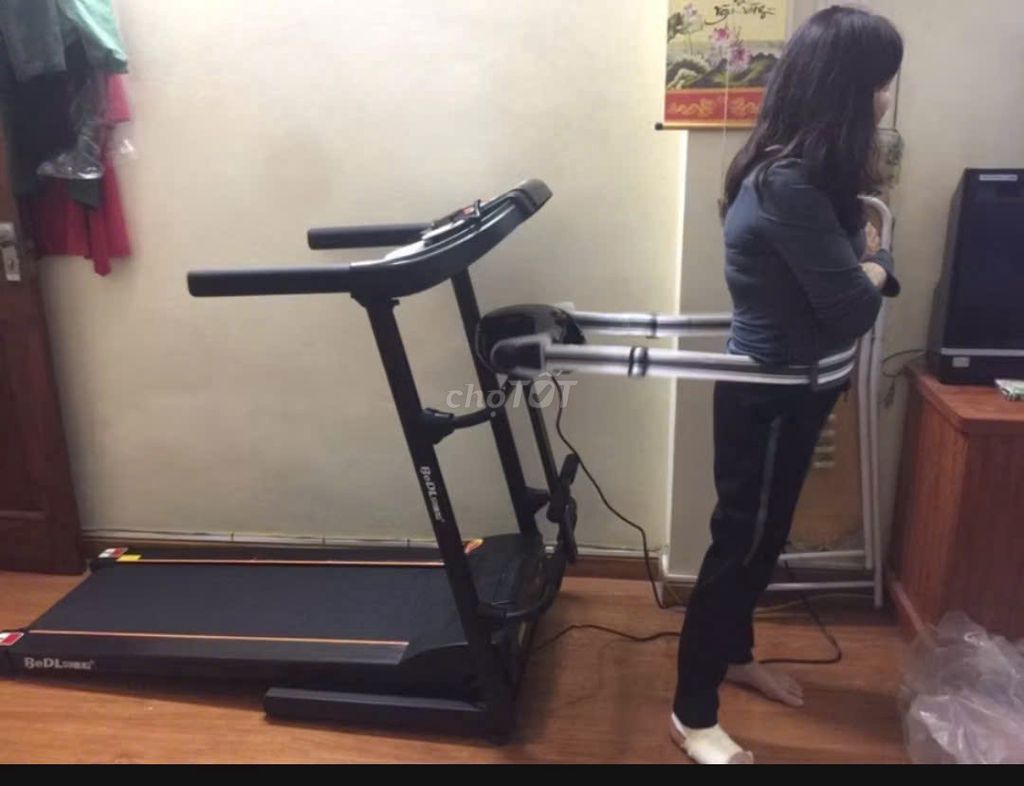 Máy chạy bộ BEDL Đen đã qua sử dụng. Mua bán Đồ thể thao, Dã ngoại tại Huyện Đông Anh Hà Nội được đăng bởi Ngọc Bích hình 1
