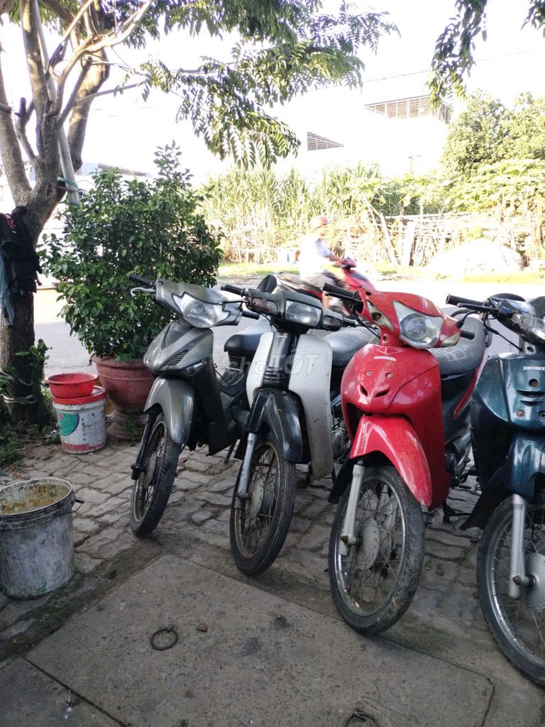 Bán xe wave dream trung quốc. Mua bán Xe máy tại Quận Cẩm Lệ Đà Nẵng được đăng bởi 274 Đô Đốc Lân p.Hòa Xuân q.Cẩm Lệ hình 2