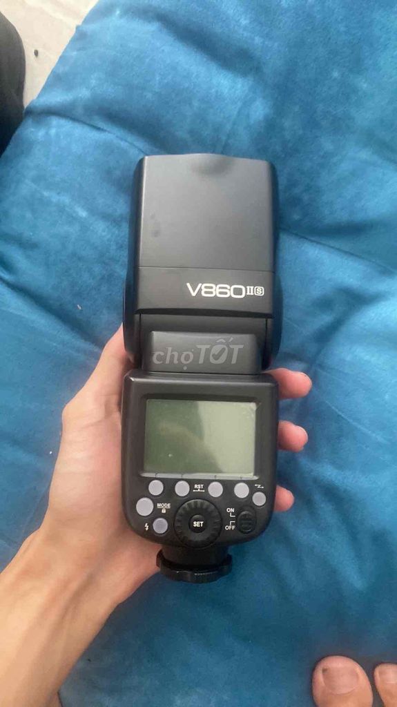 Đèn flash Godox V860 II Sony Đen. Mua bán Máy ảnh, Máy quay tại Thành phố Dĩ An Bình Dương được đăng bởi Hải Nam hình 1