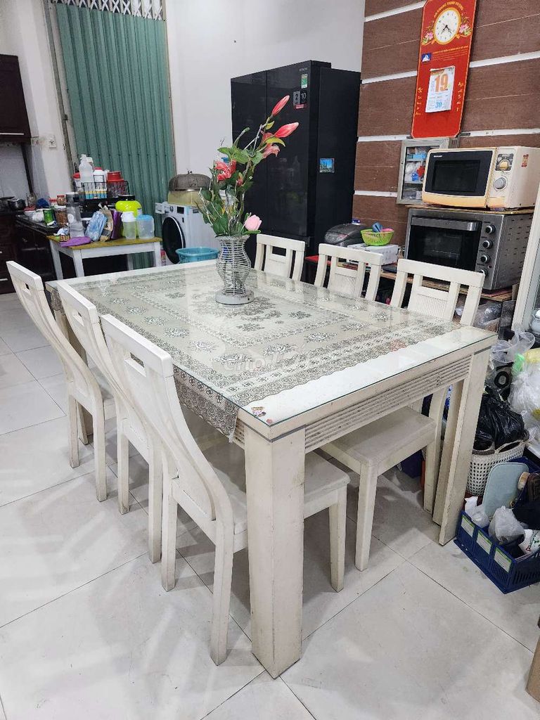 Cần thanh lý bộ bàn ăn bằng gỗ. Mua bán Bàn ghế tại Quận 8 Tp Hồ Chí Minh được đăng bởi Mỹ Dung hình 1