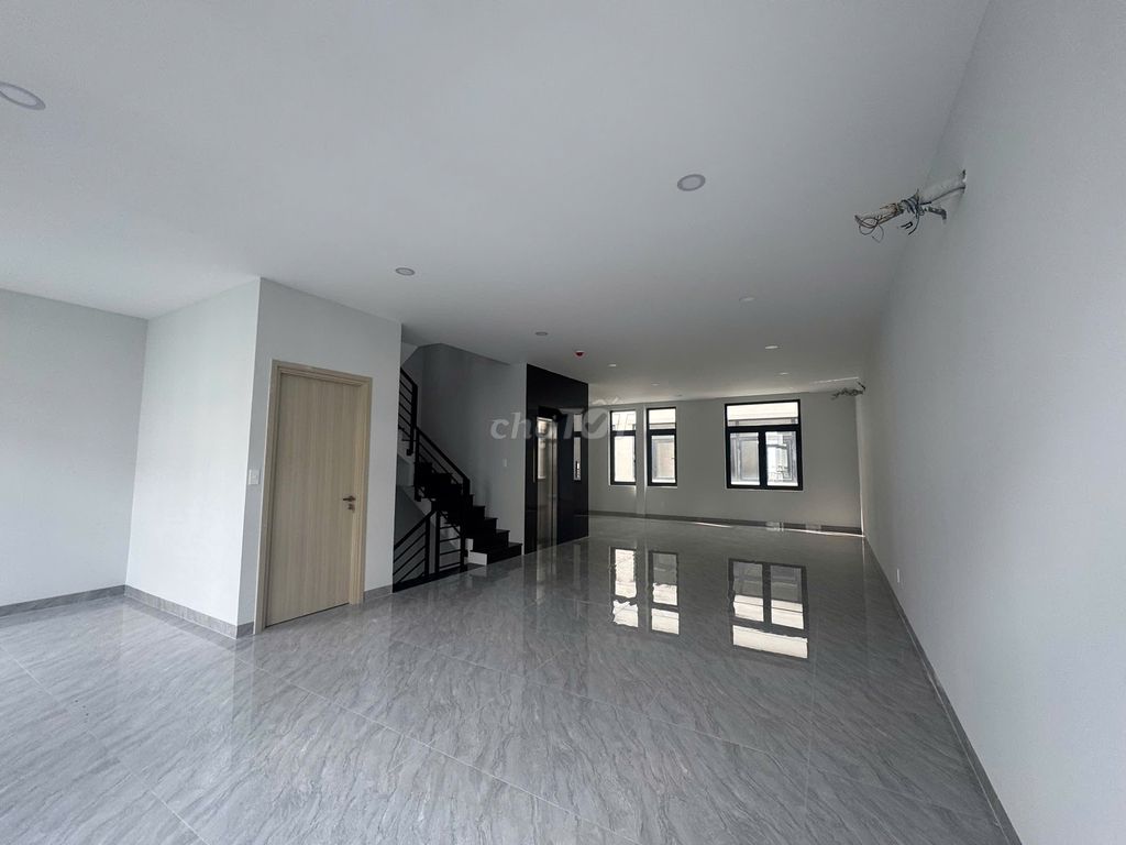 💥Vinhomes - Nhà Phố Biệt Thự Đẳng Cấp Sống Khác Biệt Và Thịnh Vượng.. Mua bán nhà ở tại Thành phố Thủ Đức Tp Hồ Chí Minh được đăng bởi VINHOMES LUXURY MN hình 5