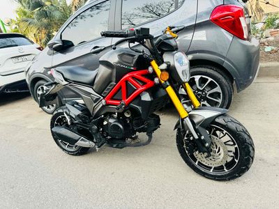 Ducati Monsterr 2.biển số 29D xe nguyên chất moto