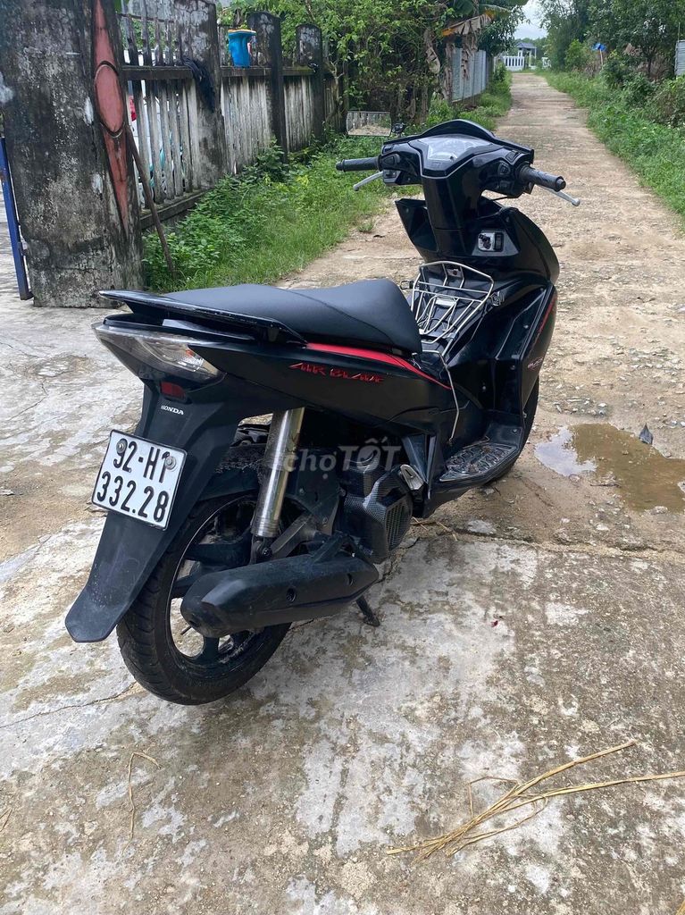 BÁN HONDA AIR BLADE - FI 2015. Mua bán Xe máy tại Huyện Thăng Bình Quảng Nam được đăng bởi Công Minh hình 5