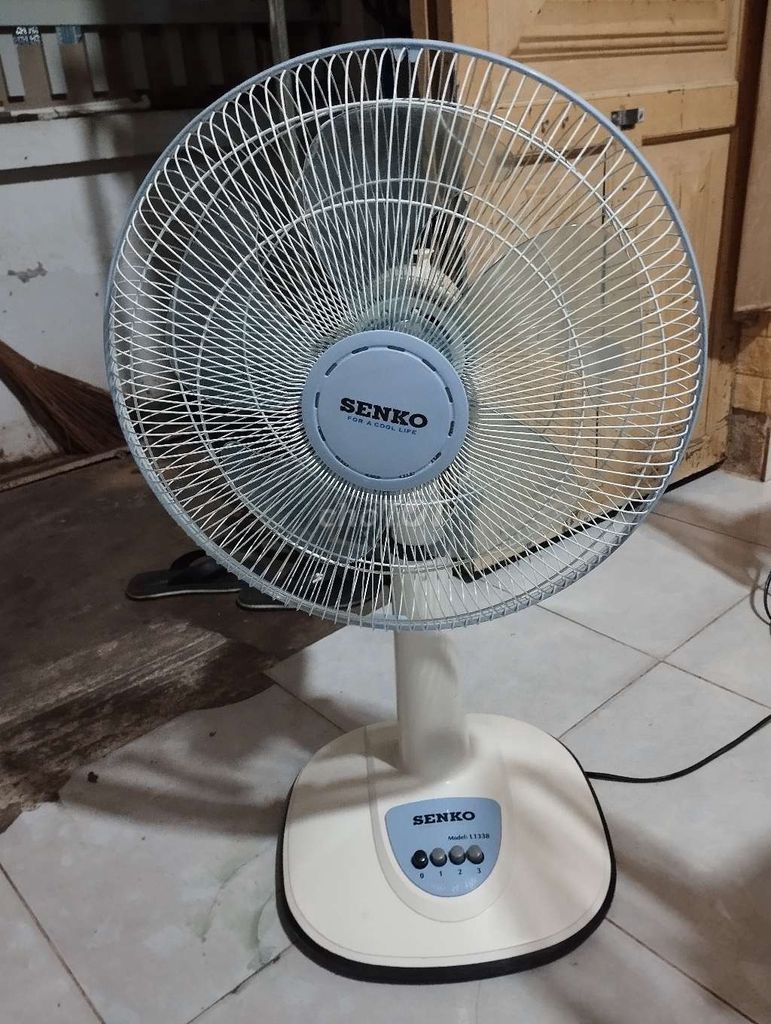 Quạt bàn Senko L1338 Trắng. Mua bán Quạt tại Quận Bình Thuỷ Cần Thơ được đăng bởi Nhạc Sống hình 1