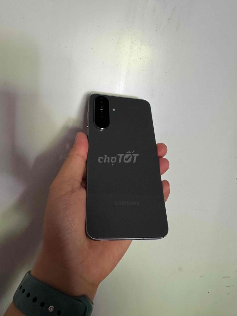 Samsung A56 5G 256GB Đen. Mua bán Điện thoại tại Thành phố Buôn Ma Thuột Đắk Lắk được đăng bởi nguyễn Hải hình 1
