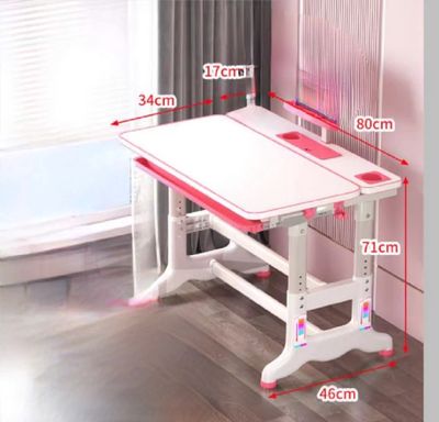 Bàn học màu hồng cho bé 50x80cm nâng hạ độ cao. Mua bán Mẹ và bé tại Quận 3 Tp Hồ Chí Minh được đăng bởi Linh