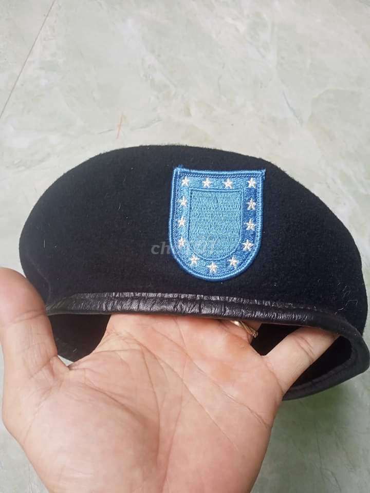 Nón beret phong cách Mỹ