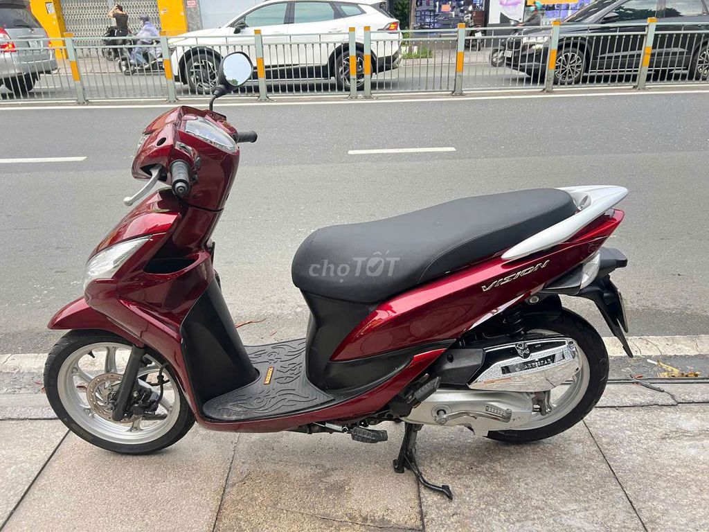Honda Vision 2014 Красный