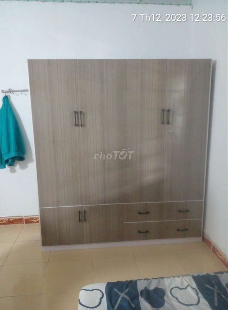 TỦ NHỰA ĐÀI LOAN 4 CÁNH MÀU XÁM VÂN GỖ. Mua bán Tủ, kệ gia đình tại Quận Tân Bình Tp Hồ Chí Minh được đăng bởi Tủ nhựa đài loan hoàng quân hình 1