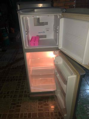 Tủ lạnh Sanyo 140 lit